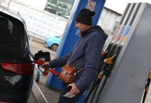 Фото - Автоэксперт Рязанов рассказал, что полный бак бензина может привести к поломке машины