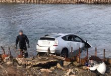Фото - Во Владивостоке четыре индийских студента упали на автомобиле в море